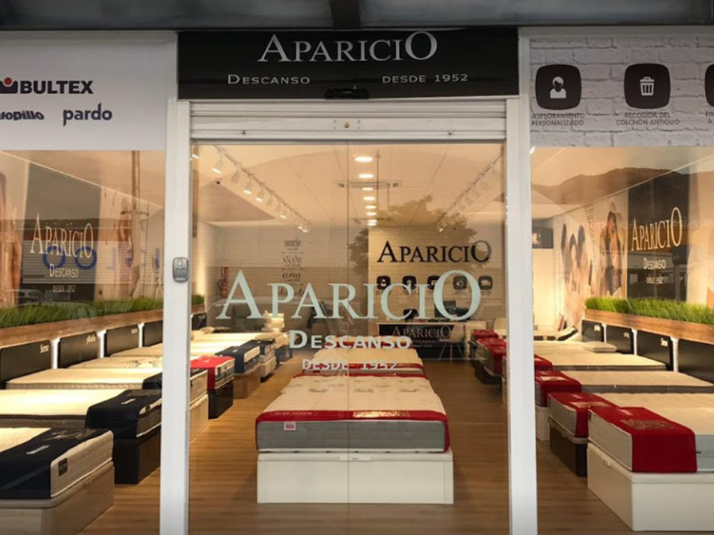 Tienda en Granada de Muebles Aparicio