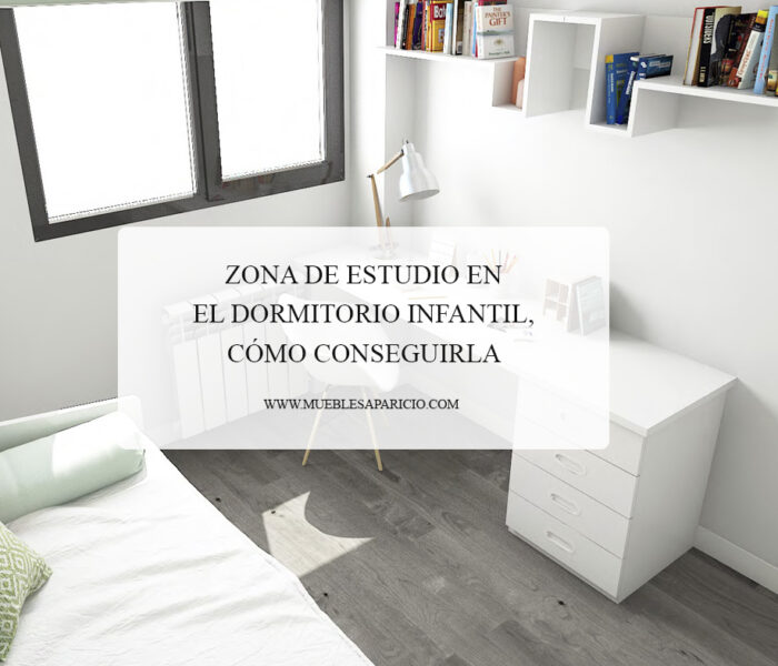 zona de estudio en el dormitorio infantil