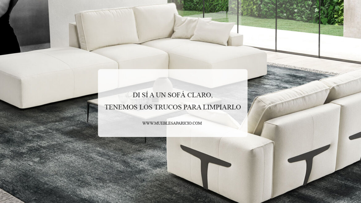 sofa claro